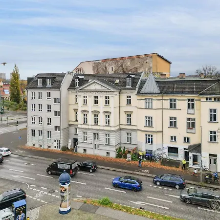 Geraeumiges Apartment Mit Stadtblick In Zentraler Lage Potsdams Exterior photo