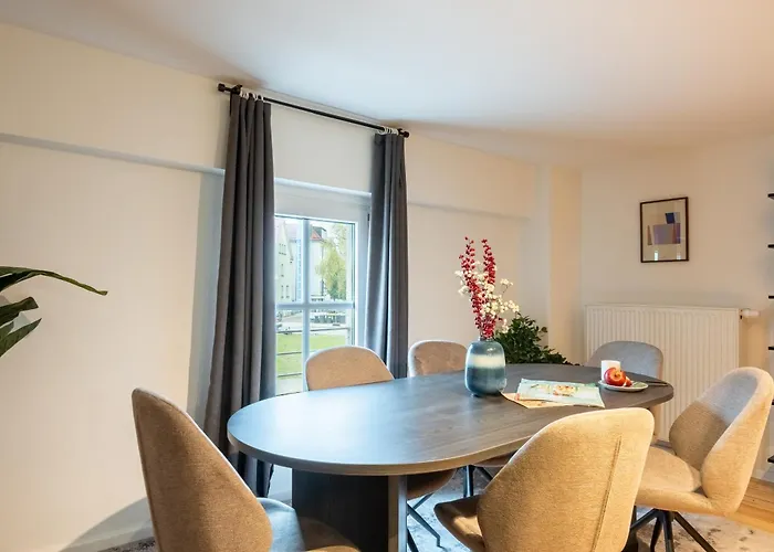 Geraeumiges Apartment Mit Stadtblick In Zentraler Lage Potsdams